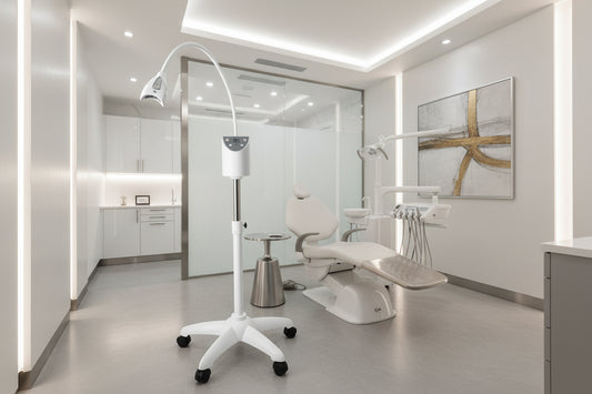 Appareil de blanchiment dentaire professionnel